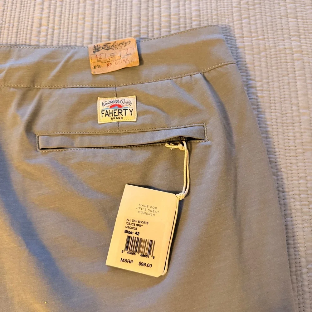 NWT Faherty All Day Men's Shorts Ice Grey Hybrid Swim Trunks 7